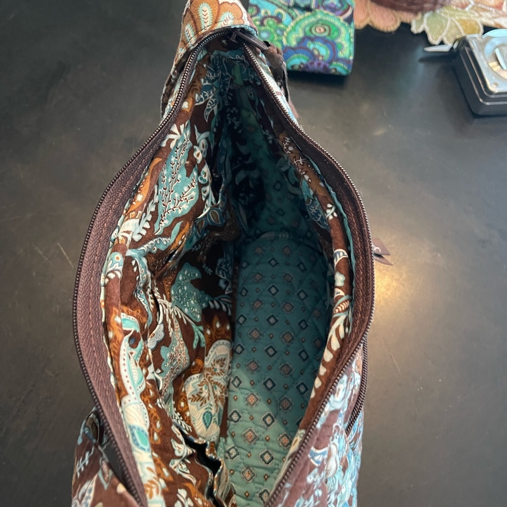 Vera Bradley shoulder Hobo Bag W/ ID & tri fold wallet - Picture 9 of 11